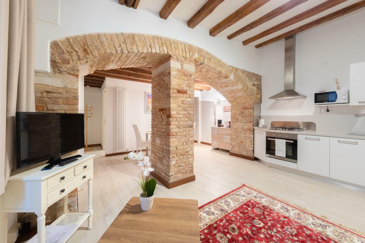 Ca' Del Pozzo Loft Apartment Венеция Экстерьер фото